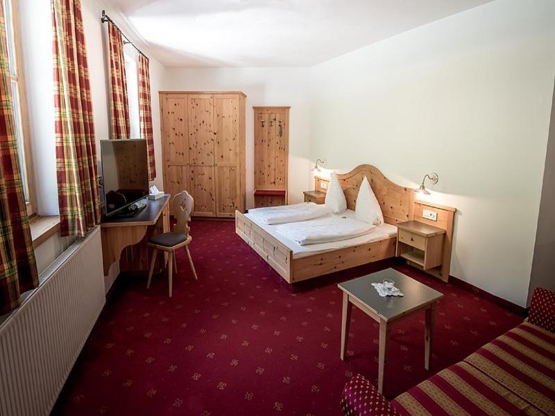Hotel Vermoi Ласес Екстериор снимка