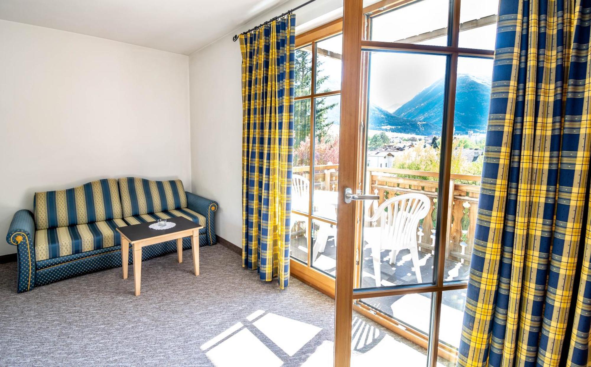 Hotel Vermoi Ласес Екстериор снимка