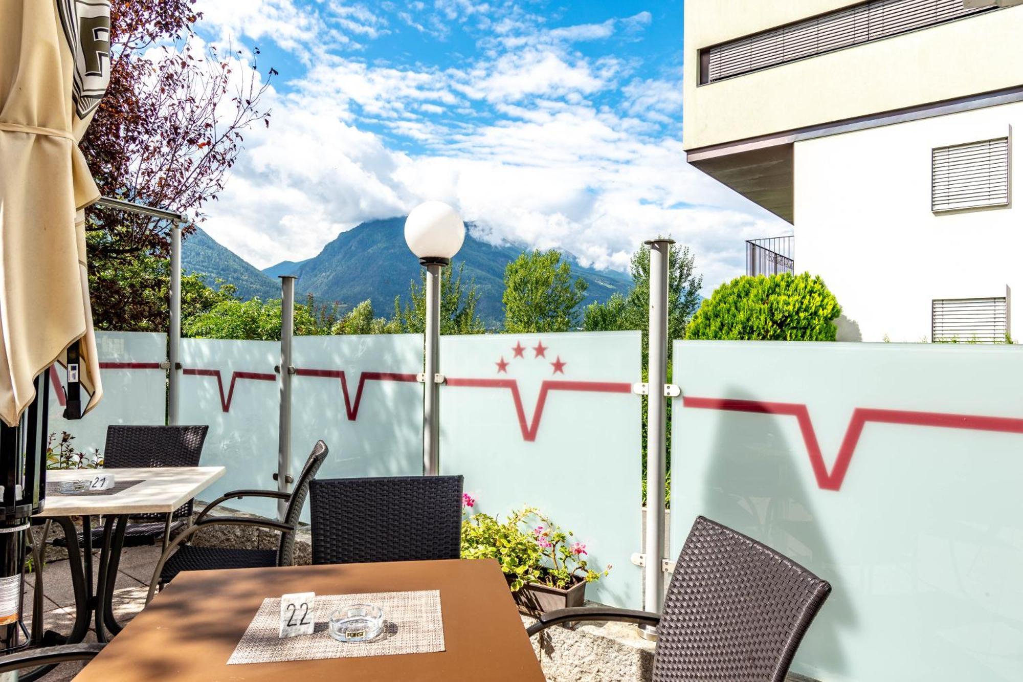 Hotel Vermoi Ласес Екстериор снимка